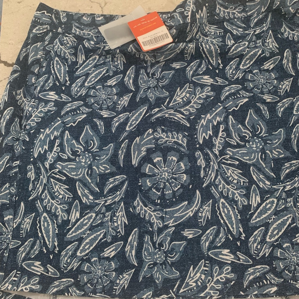 Rip skirt skirt, length 2, xl. New with tags